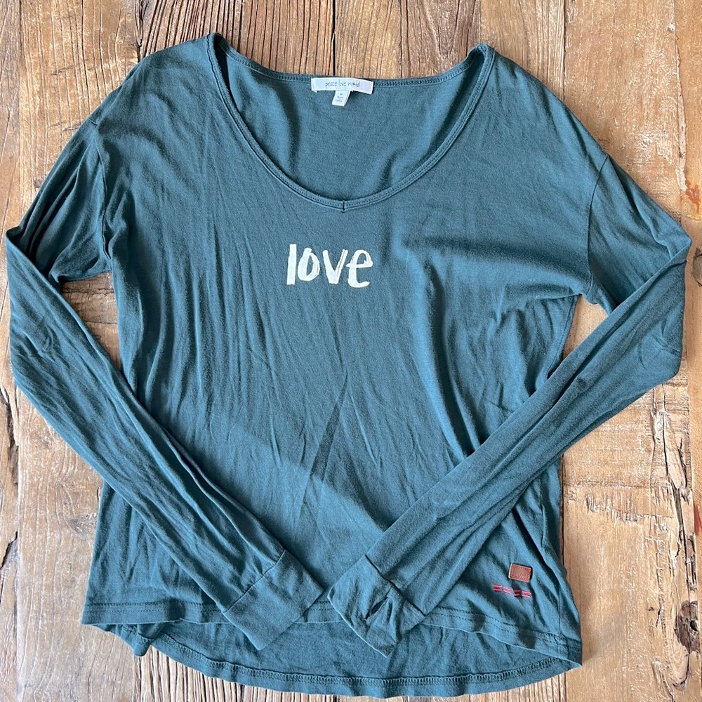 Peace Love World long-sleeve top
